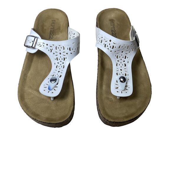 Dept 222 Sandals Flip Flop Thong White Boho Cork Bella Buckle Eyelet 8M - Picture 1 of 9